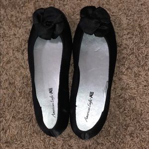American eagle black flats